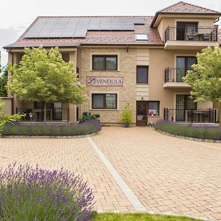 Levendula Apartmanhaz Sárvár Exteriör bild