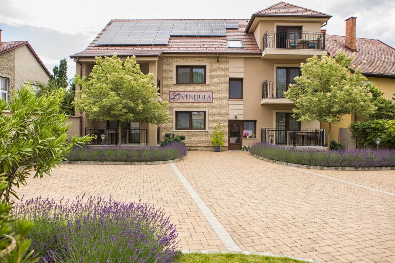 Levendula Apartmanhaz Sárvár Exteriör bild